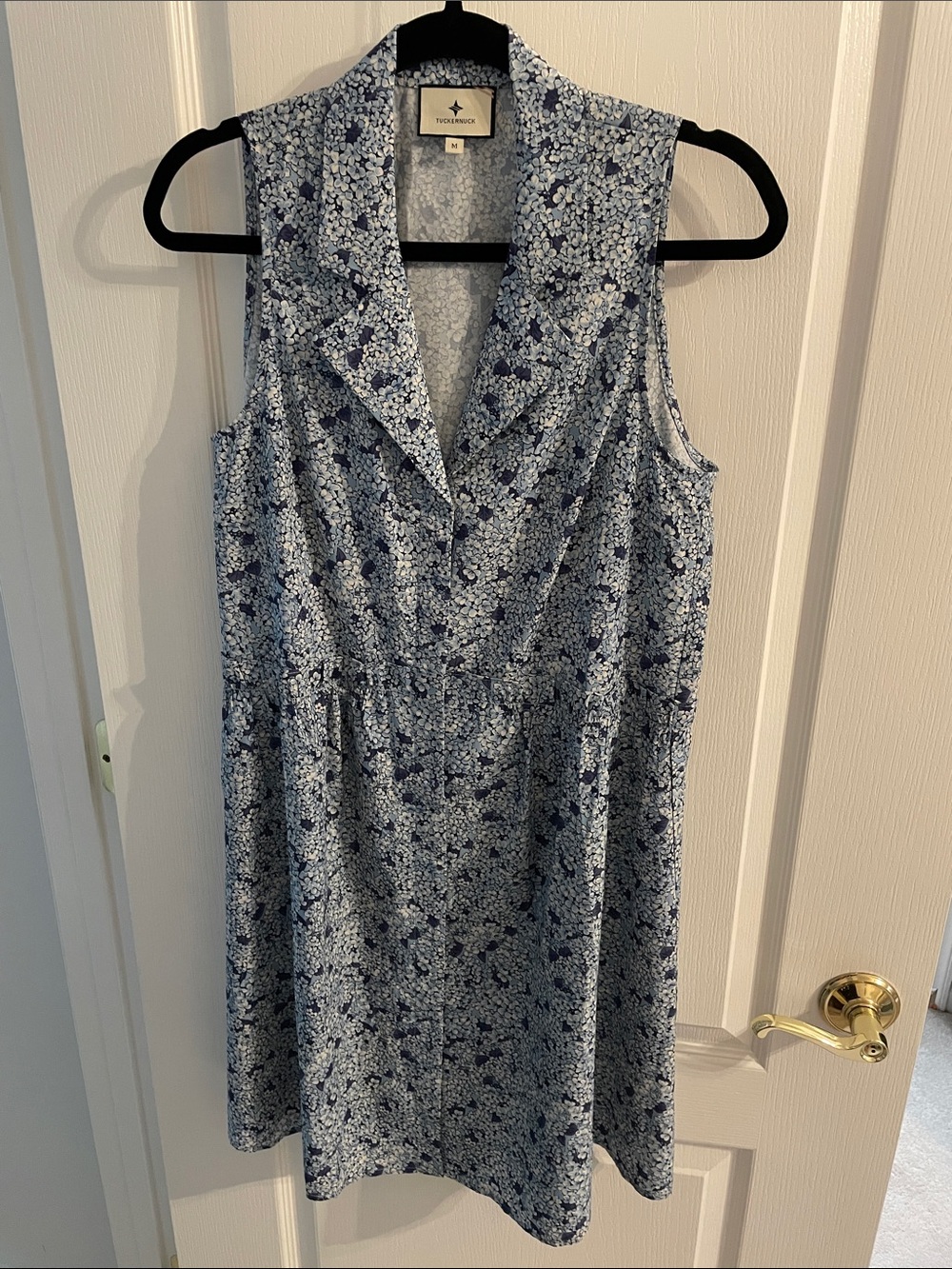 EUC Tuckernuck Hydrangea sleeveless Royal Shirt Dress